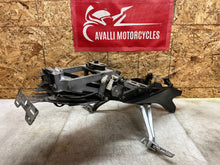 Load image into Gallery viewer, 06 07 2006 2007 SUZUKI GSX-R GSXR 600 750 SUBFRAME SUB FRAME BACK FRAME TAIL OEM