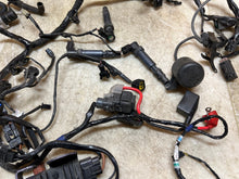 Load image into Gallery viewer, 46920649