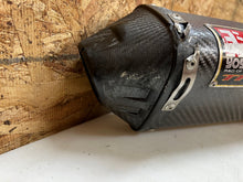 Load image into Gallery viewer, 05 06 SUZUKI GSX-R1000 GSX-R GSXR 1000 YOSHIMURA CARBON FIBER FULL EXHAUST