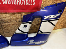 Load image into Gallery viewer, 99 00 01 02 1999 2000 2001 2002 YAMAHA YZFR6 YZF R6 RIGHT LEFT SIDE FAIRING COWL