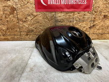 Load image into Gallery viewer, 08 09 10 2009 2010 SUZUKI GSXR GSX-R 600 750 GAS TANK FUEL TANK PETROL RESERVOIR