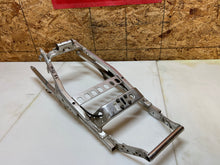 Load image into Gallery viewer, 99 00 01 02 1999 2000 2001 2002 YAMAHA YZFR6 YZF R6 SUBFRAME REAR BACK SUB FRAME