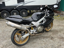 Load image into Gallery viewer, 98-05 HONDA SUPERHAWK VTR1000 VTR 1000 F COMPLETE ENGINE MOTOR VIDEO 12K MILES