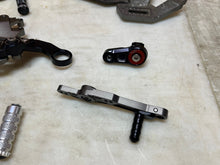 Load image into Gallery viewer, 45384166