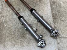 Load image into Gallery viewer, 46919875