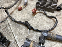 Load image into Gallery viewer, 01 02 2001 2002 SUZUKI GSXR GSX-R 1000 GSXR1000 ENGINE COMPUTER ECU CDI ECM LOOM