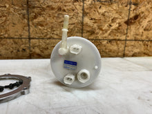 Load image into Gallery viewer, 2007 2008 07 08 YAMAHA YZFR1 YZF R1 FUEL PUMP GAS PUMP SENDING UNIT PETROL OEM