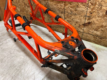 Load image into Gallery viewer, 43690010