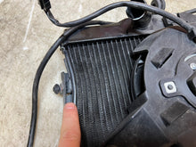 Load image into Gallery viewer, 46950084