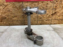 Load image into Gallery viewer, 13 14 15 16 17 TRIUMPH DAYTONA 675R 675 R TOP TRIPLE TREE LOWER CLAMP STEM TREES