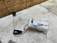 Load image into Gallery viewer, 21 22 23 24 SUZUKI HAYABUSA GSX1300R GSX 1300 FUEL PUMP GAS PUMP SENDING UNIT