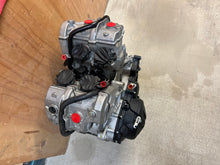 Load image into Gallery viewer, 46117820