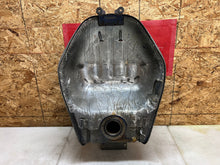 Load image into Gallery viewer, 04 05 SUZUKI GSXR GSX-R 600 750 GSXR750 GSXR600 GAS TANK FUEL TANK RESERVOIR