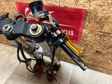 Load image into Gallery viewer, 46900686