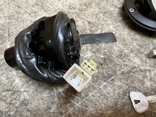 Load image into Gallery viewer, 14 15 16 2015 2016 YAMAHA FZ9 FZ09 FZ-09 FZ 900 LOCK SET KEY SET IGNITION CAP