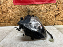 Load image into Gallery viewer, 06 07 2006 2007 SUZUKI GSX-R GSXR 600 750 HEADLIGHT HEAD LIGHT HEADLAMP LAMP