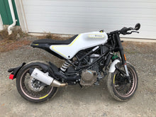 Load image into Gallery viewer, 18 19 20 21 HUSQVARNA VITPILEN 401 REAR SHOCK ABSORBER BACK SPRING SUSPENSION