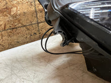 Load image into Gallery viewer, 06 07 2006 2007 SUZUKI GSX-R GSXR 600 750 HEADLIGHT HEAD LIGHT FAIRING STAY