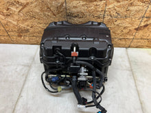 Load image into Gallery viewer, 09 10 12 13 14 15 16 YAMAHA YZFR6 YZF R6 THROTTLE BODIES BODY INJECTION INTAKE