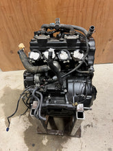 Load image into Gallery viewer, 2006 2007 06 07 YAMAHA YZFR6 YZF R6 R ENGINE MOTOR GARUNTEED 30 DAY WARRANTY