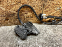 Load image into Gallery viewer, 98 99 00 01 02 03 KAWASAKI NINJA ZX7-R ZX7R ZX7 LEFT RIGHT REARSETS REAR SET OEM