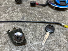 Load image into Gallery viewer, 4 05 2004 2005 SUZUKI GSXR GSX-R GSXR600 600 750 LOCK SET KEY SET IGNITION GAS C