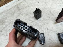 Load image into Gallery viewer, 43690521