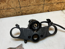 Load image into Gallery viewer, 07 08 09 10 11 12 HONDA CBR600RR CBR 600RR LOCK SET KEY SET IGNITION TRIPLE TREE