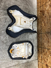 Load image into Gallery viewer, 05 06 2004 2005 2006 YAMAHA YZFR1 YZF R1 FRONT REAR RIDER PASSENGER SEATS PAIR