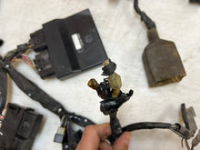 Load image into Gallery viewer, 04 05 SUZUKI GSXR GSX-R 600 GSXR600 MAIN ENGINE WIRING HARNESS LOOM ECU CDI ECM