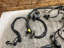 Load image into Gallery viewer, 01 02 2001 2002 SUZUKI GSXR GSX-R 1000 GSXR1000 ENGINE COMPUTER ECU CDI ECM LOOM