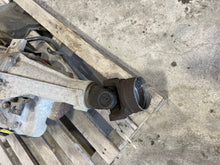 Load image into Gallery viewer, 1999 2000 01 02 03 04 FORD 7.3L POWERSTROKE TRANSMISSION 4R100 NON PTO LOW MILES