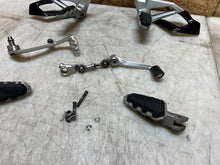 Load image into Gallery viewer, 43690186