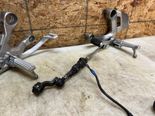 Load image into Gallery viewer, 46840987