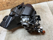 Load image into Gallery viewer, 46920640