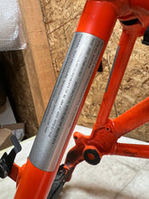 Load image into Gallery viewer, 43690010