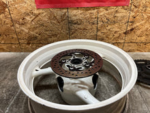 Load image into Gallery viewer, 08 09 10 2008 2009 SUZUKI GSXR GSX-R 600 750 REAR WHEEL BACK RIM STRAIGHT