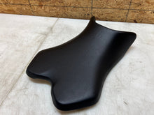 Load image into Gallery viewer, 2007 2008 07 08 YAMAHA YZFR1 YZF R1 FRONT SEAT RIDERS SEAT RIDER SEAT PAD CUSION