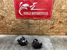 Load image into Gallery viewer, 14 15 16 17 18 BMW R1200 R1200RT 1200RT THROTTLE BODIES BODY FUEL INJECTION CARB