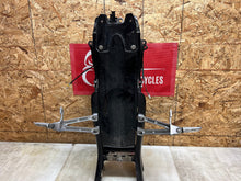 Load image into Gallery viewer, 45383840