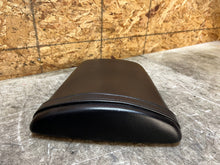 Load image into Gallery viewer, 03 04 2003 2004 HONDA CBR600RR CBR 600RR REAR PASSENGER SEAT BACK PAD PILLION