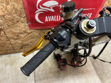 Load image into Gallery viewer, 46900686