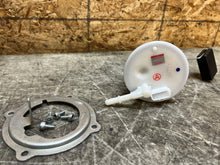 Load image into Gallery viewer, 15 16 17 18 19 20 21 YAMAHA FZ-07 FZ07 MT-07 MT07 FUEL PUMP SENDING UNIT WORKING