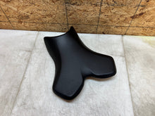 Load image into Gallery viewer, 04 05 06 2004 2005 2006 YAMAHA YZFR1 YZF R1 RIDERS FRONT SEAT RIDER SEAT PAD OEM