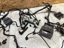 Load image into Gallery viewer, 43735852