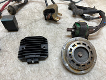 Load image into Gallery viewer, 44885924