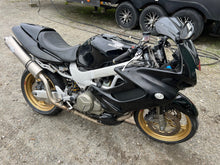 Load image into Gallery viewer, 98-05 HONDA SUPERHAWK VTR1000 VTR 1000 F COMPLETE ENGINE MOTOR VIDEO 12K MILES