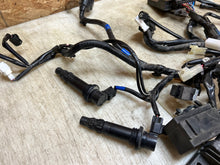 Load image into Gallery viewer, 46950063