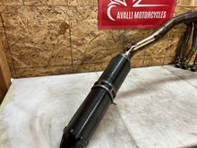 Load image into Gallery viewer, 05 06 SUZUKI GSX-R1000 GSX-R GSXR 1000 YOSHIMURA CARBON FIBER FULL EXHAUST