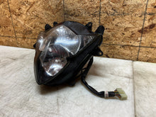 Load image into Gallery viewer, 05 06 2005 2006 SUZUKI GSX-R1000 GSX-R GSXR 1000 HEADLIGHT HEAD LIGHT HEAD LAMP
